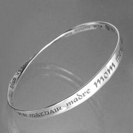 Sterling silver mobius strip bracelet with 'mom' in 32 languages